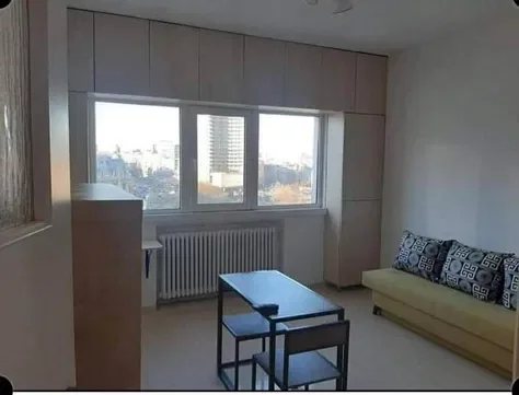 Universitate, Rond, metrou,